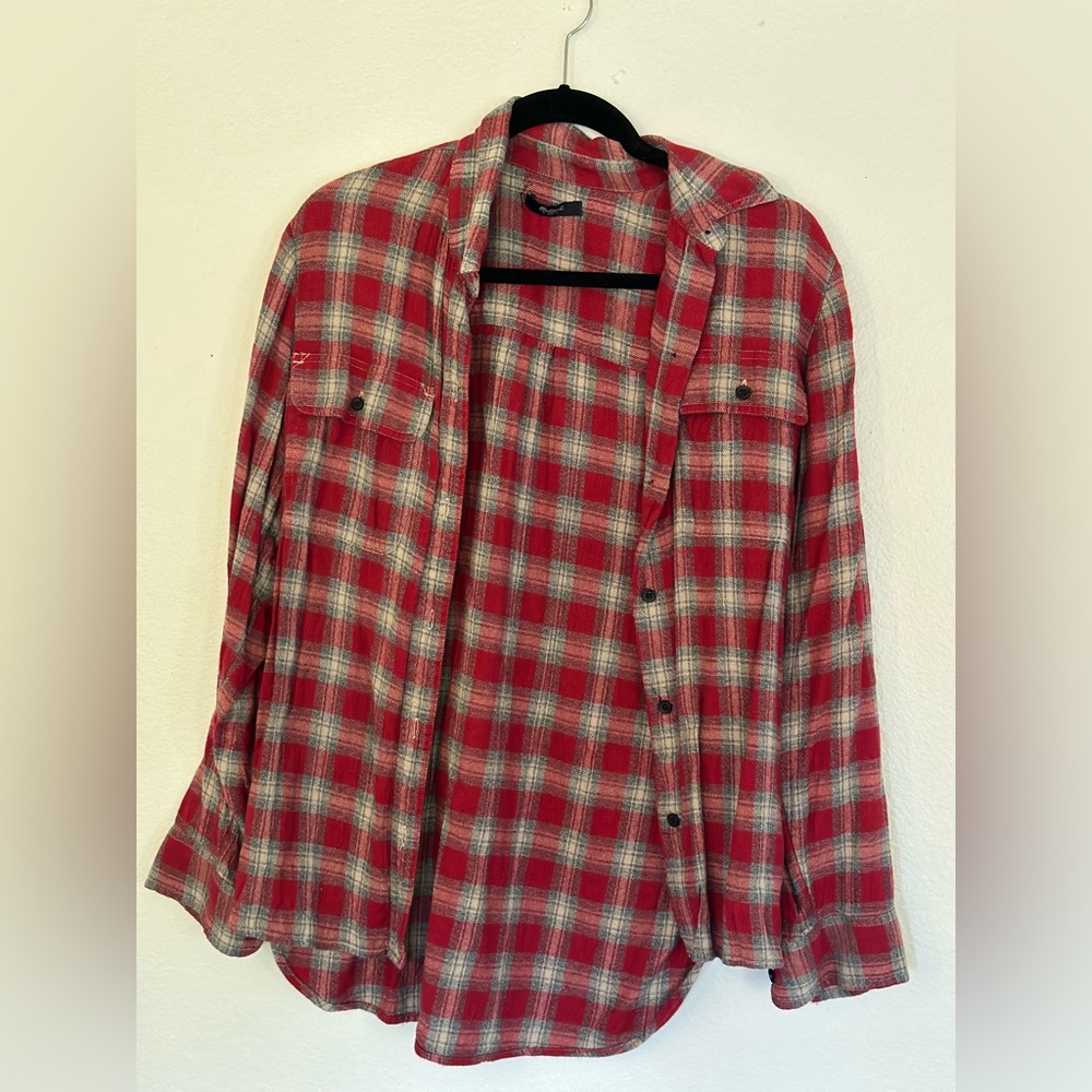 Red plaid shirt. Very comfortable. Great condition.